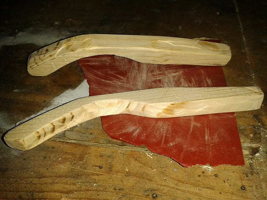 Stanghette in legno Bear Wood fatte a mano e ricavate dal pieno