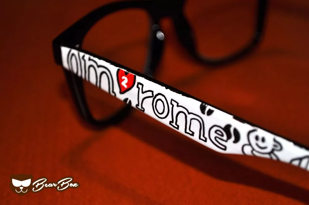 Gli occhiali per gli amici di OM2ROME firmati Bear Boz