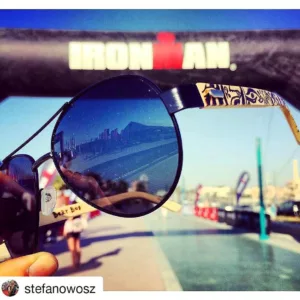 Repost da Instagram della finishline dell'Ironman 70.3 di Dubai